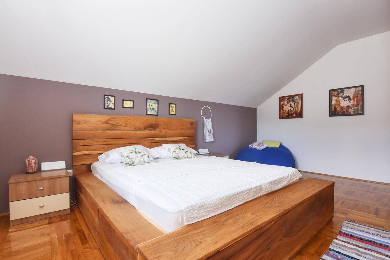 Apartment Larisa Gornji Karin Kültér fotó